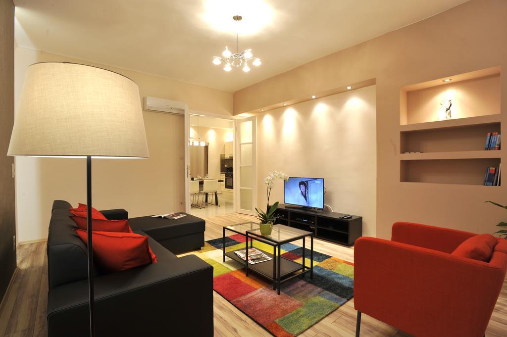 Synagogue Dream In The Center Apartment